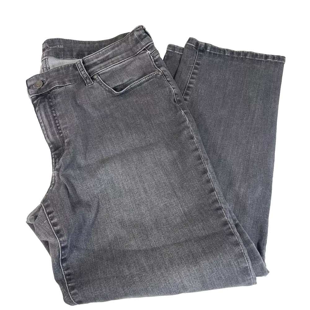 Chico's Mid Rise Black Straight Leg Denim Jeans Womens 2.5S Stretch‎ Pockets Zip